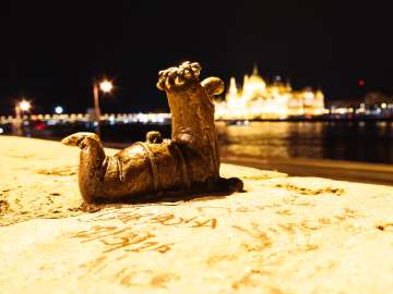 Budapest mini statues 6