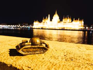 Budapest mini statues 7